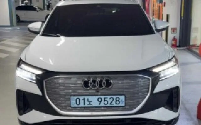인천중고차경매사이트 Q4 e-트론 45 매물 사진 5 - 2025/08 18,070km