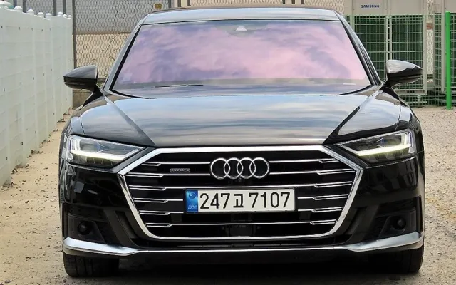 인천중고차경매사이트 A8 (D5) 55 TFSI 콰트로 LWB 매물 사진 8 - 2022/07 87,368km