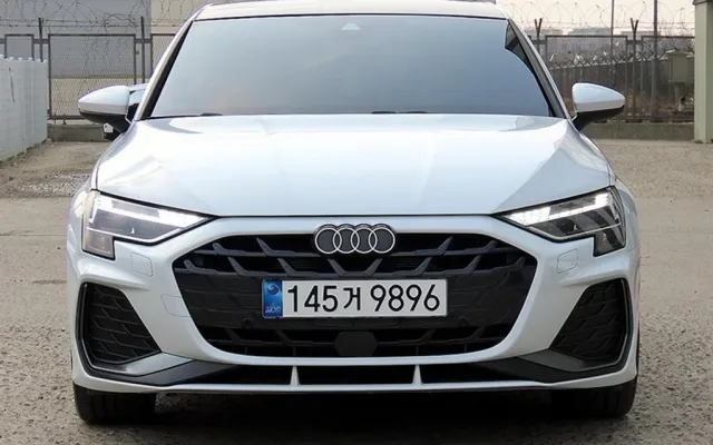 인천중고차경매사이트 A3(8Y) 40 TFSI 프리미엄 매물 사진 19 - 2025/05 15,407km